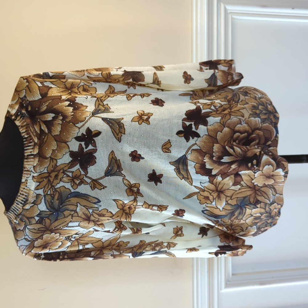 Fall Sweater in brown fall flowers Sz Large